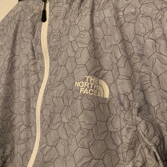 The North Face Lightweight Jacket - Picture 4 of 5